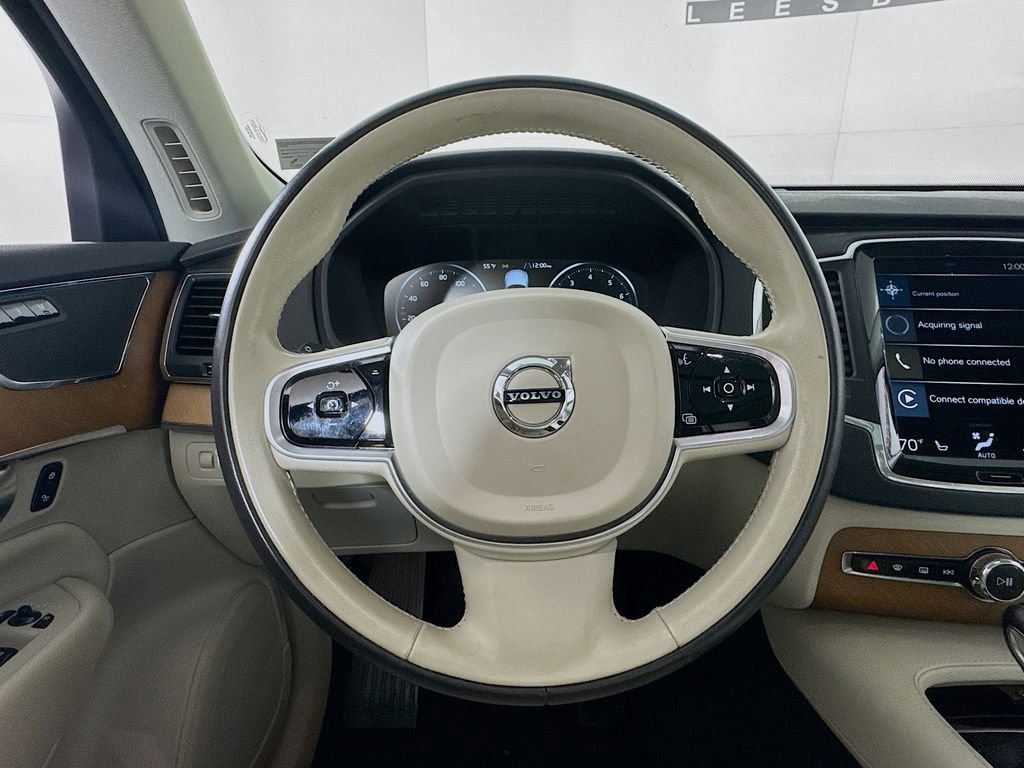 Used 2021 Volvo XC90 T6 Momentum w/ Climate Package AWD/4WD image 11