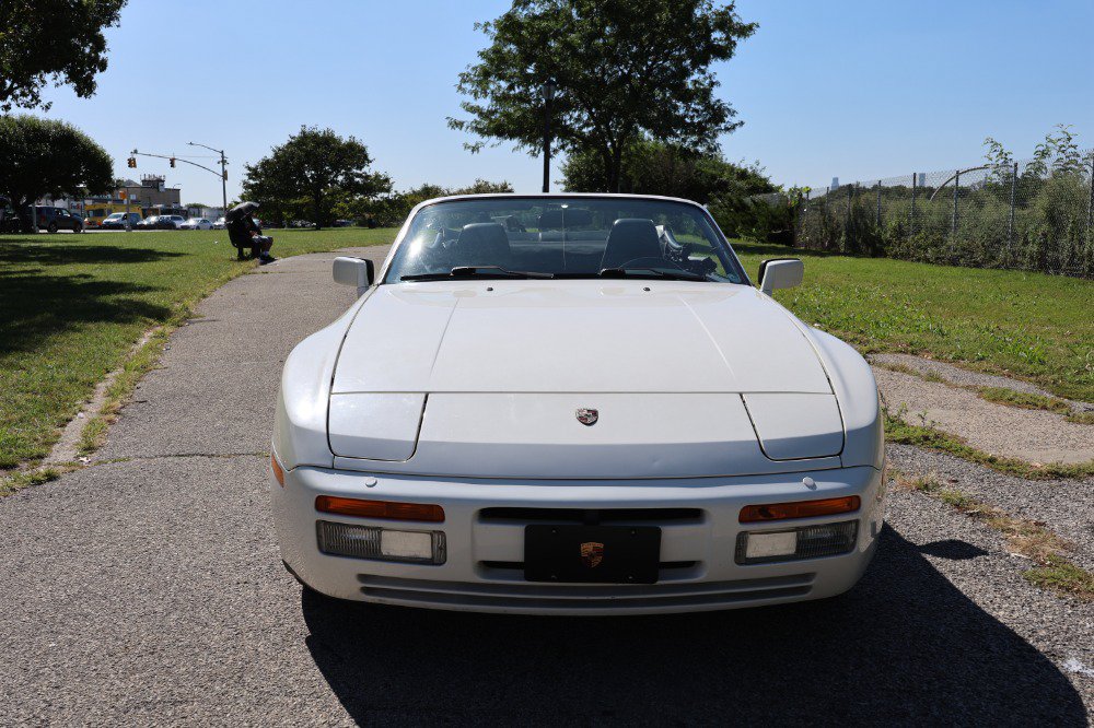 Used 1990 Porsche 944 Cabriolet RWD image 5