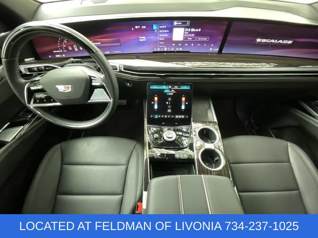 Certified 2025 Cadillac Escalade Luxury w/ LPO, Floor Liner Package AWD/4WD image 20