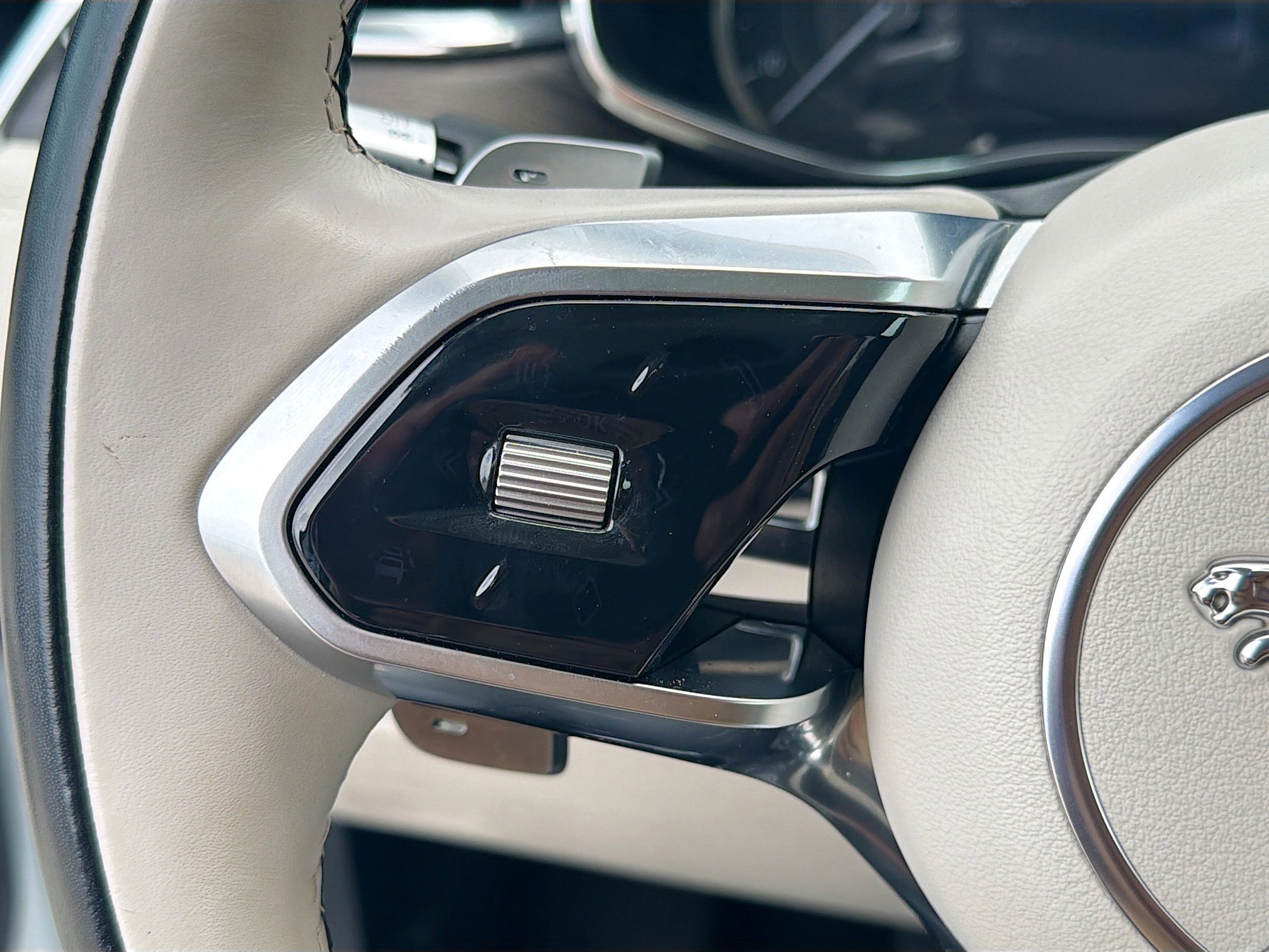 Used 2021 Jaguar F-PACE S image 35