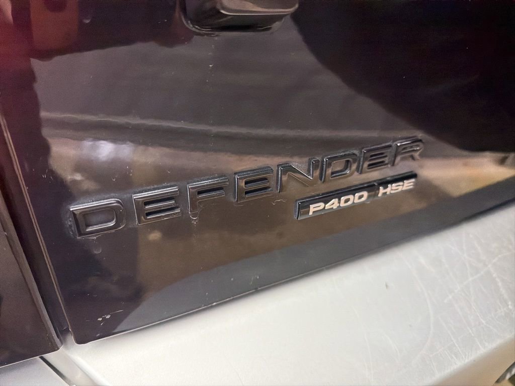 Used 2020 Land Rover Defender 110 HSE image 22