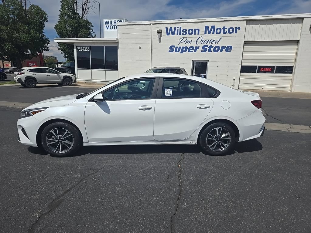 Used 2023 Kia Forte LXS FWD image 8
