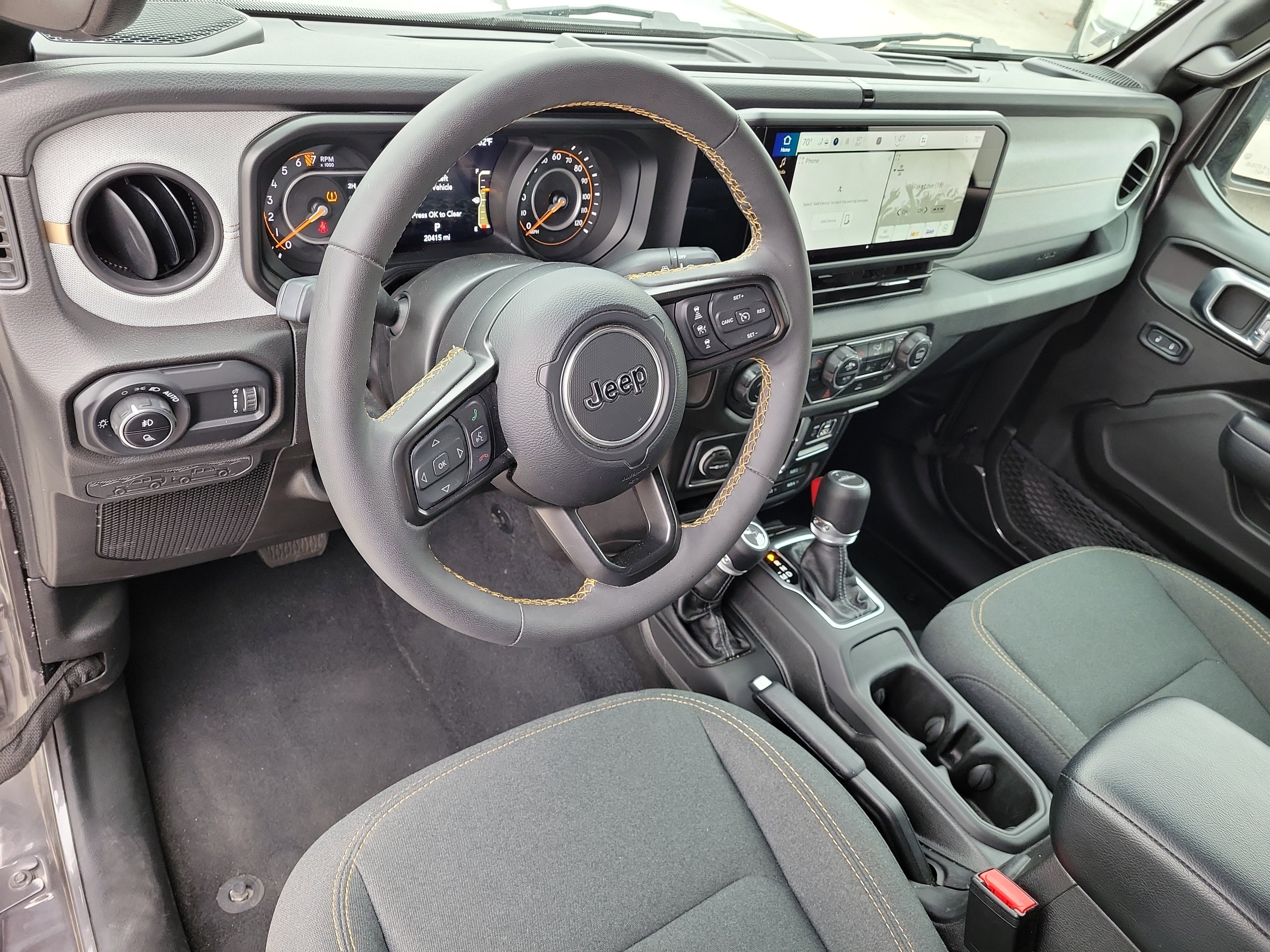 Used 2024 Jeep Gladiator Sport image 18