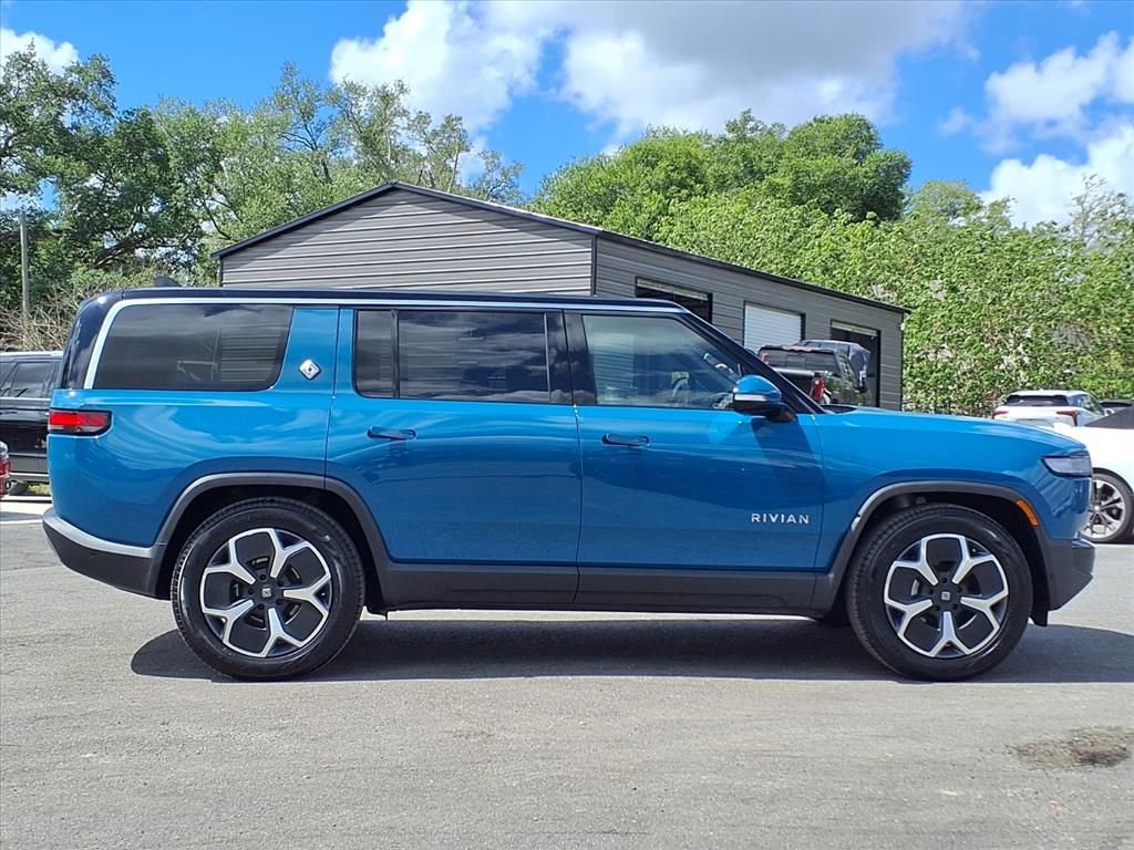 Used 2024 Rivian R1S Adventure AWD/4WD image 8