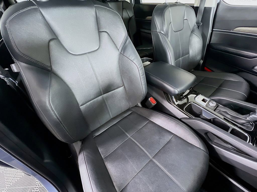Used 2022 Kia Telluride EX image 30
