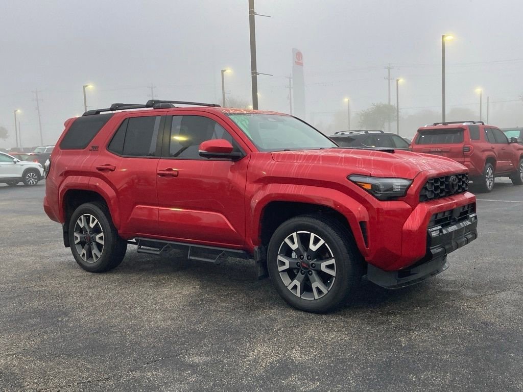 Used 2025 Toyota 4Runner TRD Sport Premium image 2