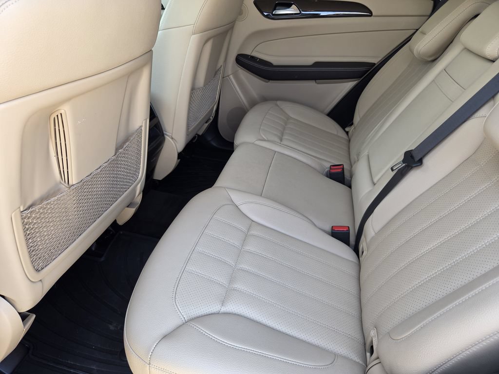 Used 2018 Mercedes-Benz GLE 350 image 24