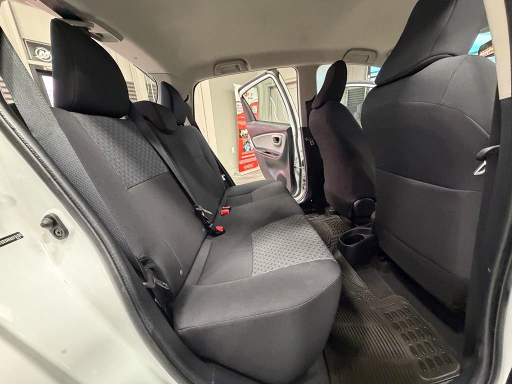 Used 2017 Toyota Yaris L FWD image 41