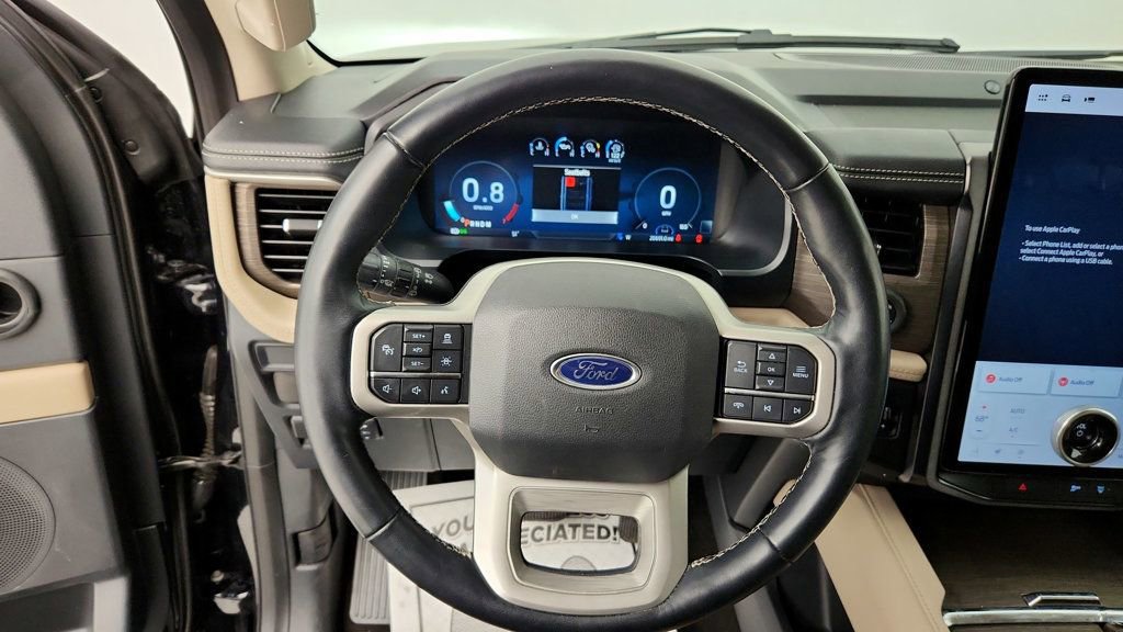 Used 2023 Ford Expedition Limited image 14