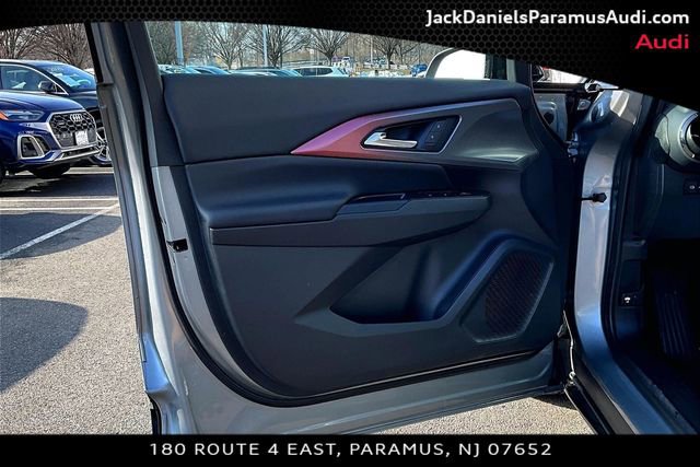 Used 2025 Chevrolet Equinox EV RS image 15