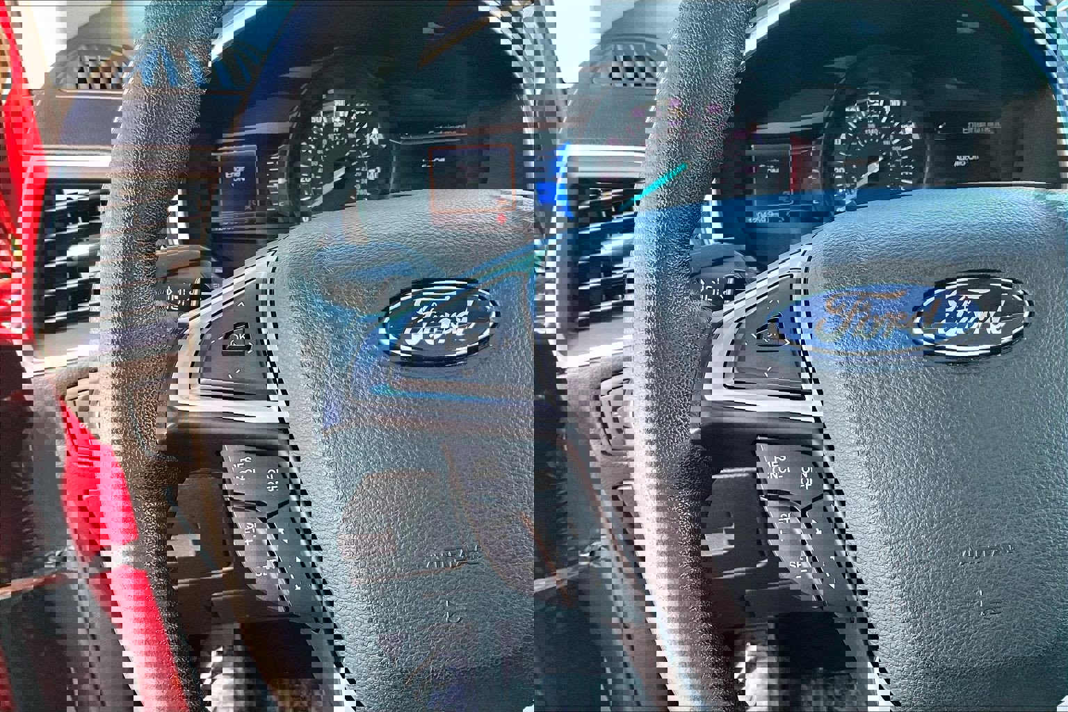 Used 2016 Ford Edge Titanium w/ Equipment Group 302A image 12