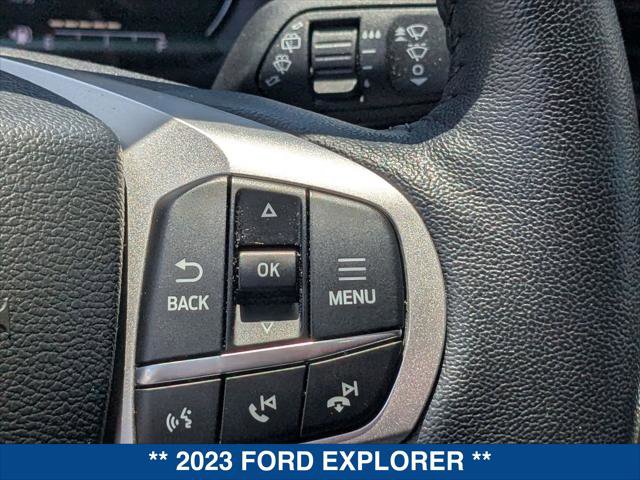 Certified 2023 Ford Explorer XLT RWD image 15