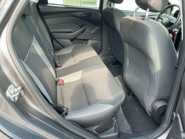 Used 2014 Ford Focus S FWD image 18