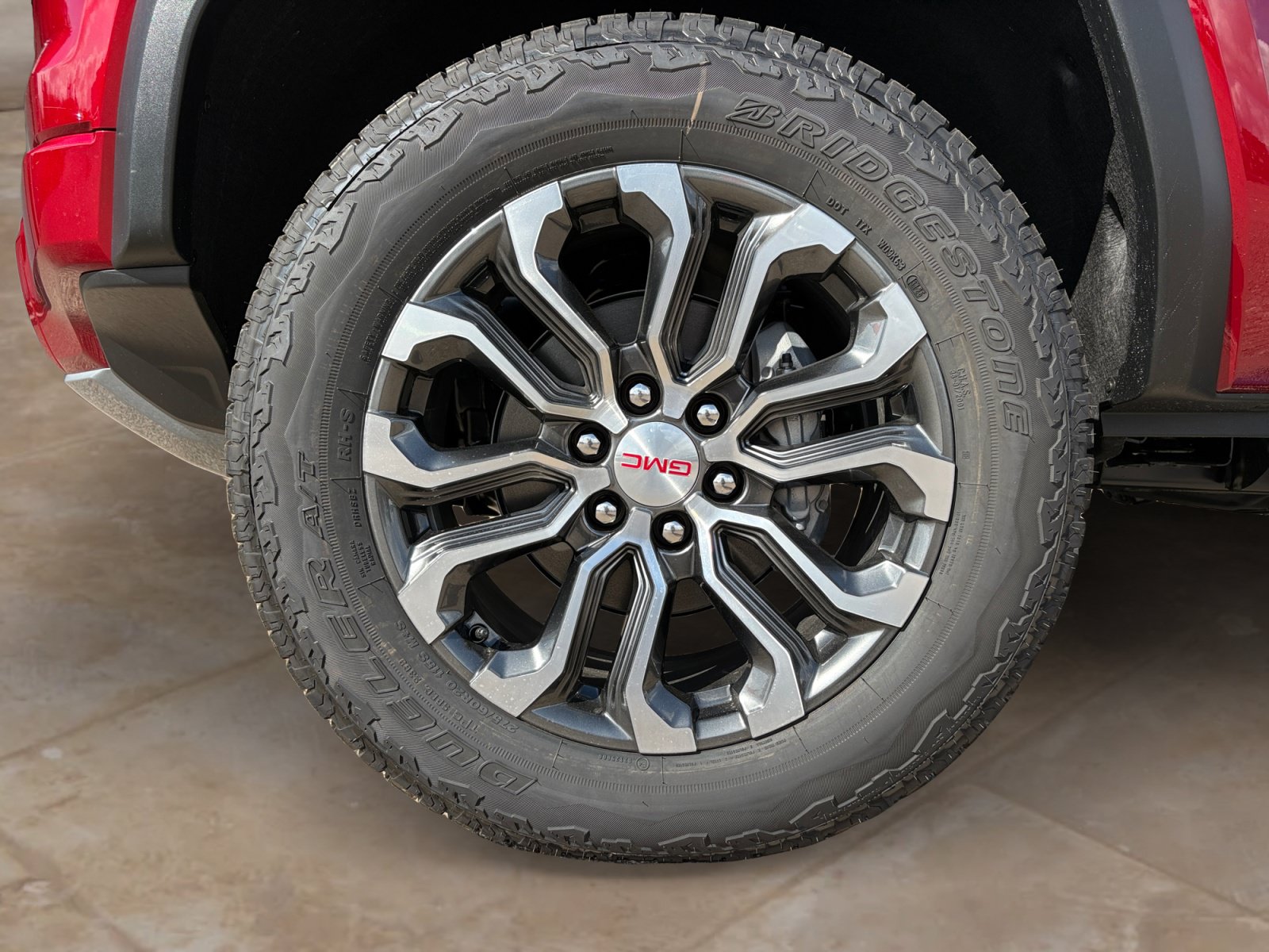 New 2026 GMC Canyon Denali AWD/4WD image 31
