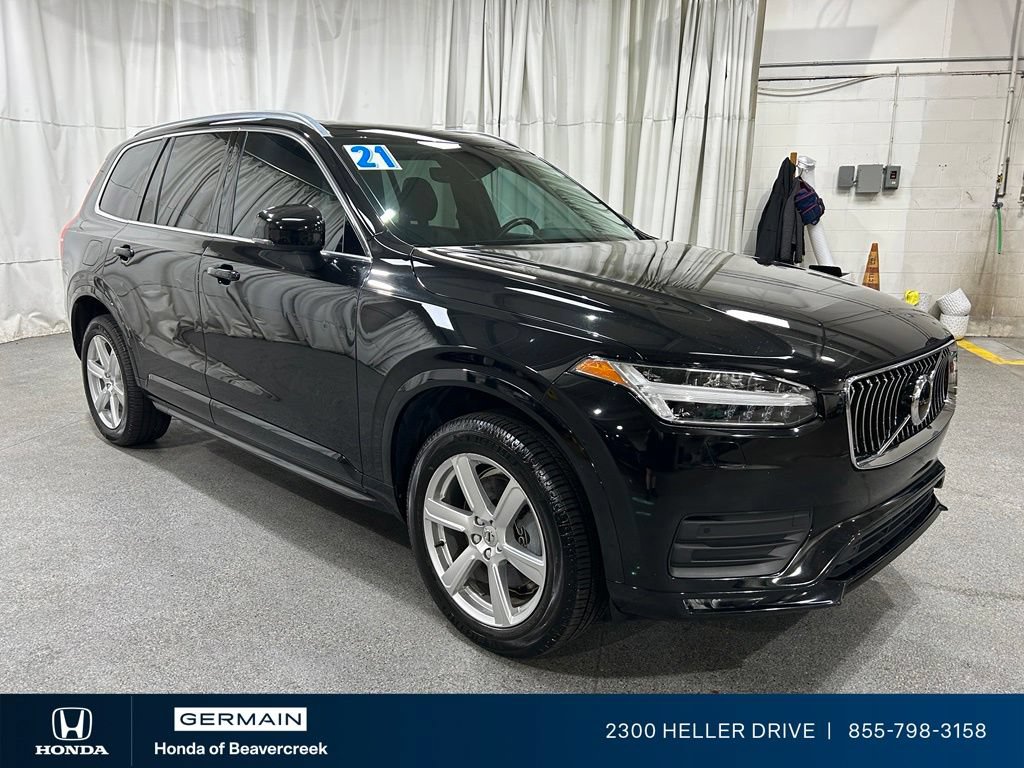 Used 2021 Volvo XC90 T6 Momentum w/ Climate Package AWD/4WD image 2