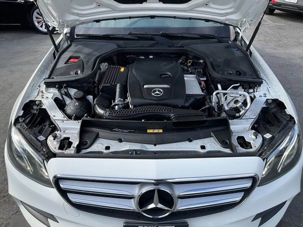 Used 2019 Mercedes-Benz E 300 w/ Premium 1 Package image 11