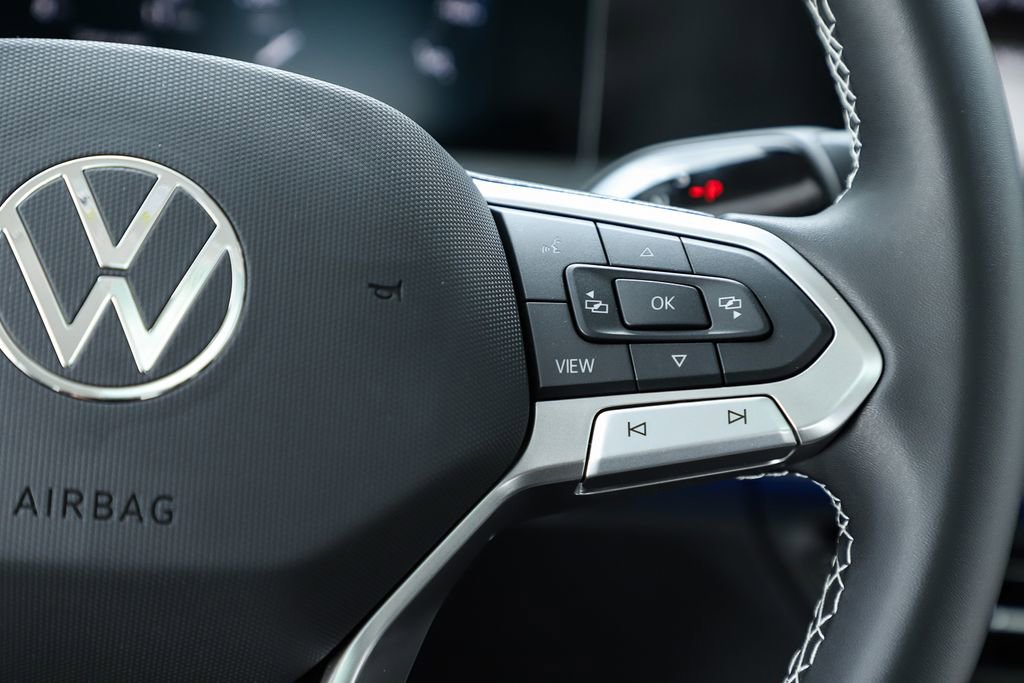 New 2026 Volkswagen Tiguan SE image 61
