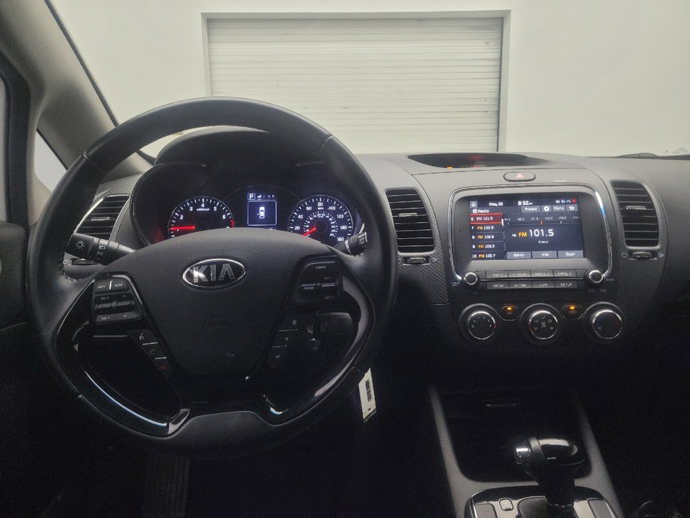 Used 2017 Kia Forte S FWD image 22
