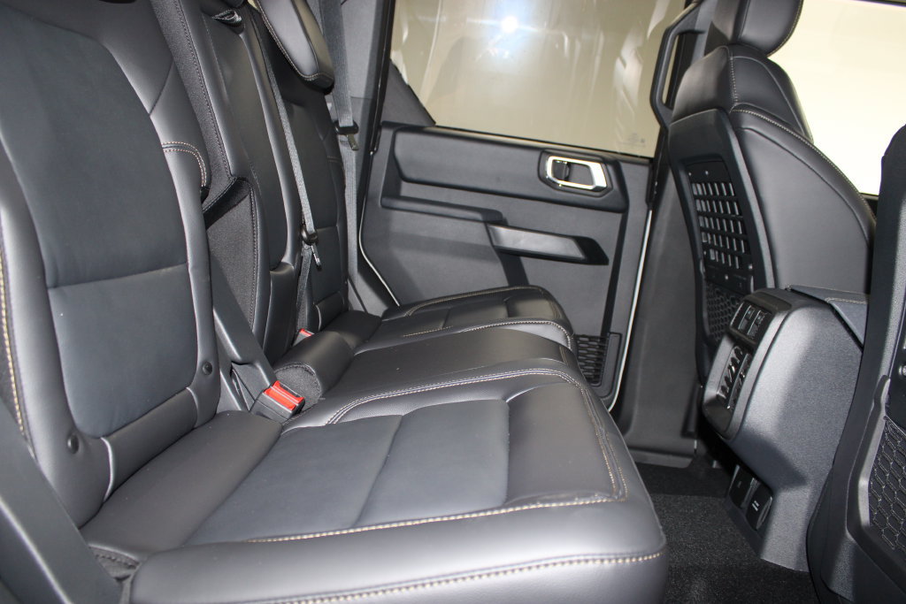 New 2026 Ford Bronco Badlands AWD/4WD image 30