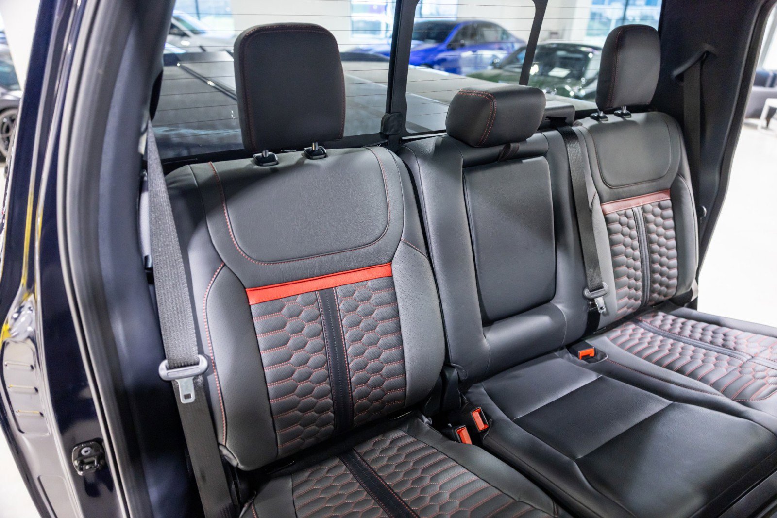 Used 2025 Ford F150 Lariat w/ Equipment Group 501A Mid image 33