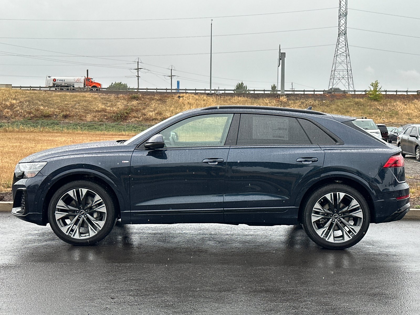 New 2027 Audi Q8 Prestige AWD/4WD image 6