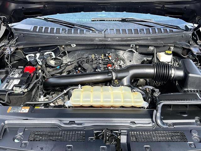 Used 2023 Ford Expedition Max XLT image 9