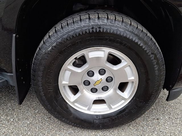 Used 2013 Chevrolet Avalanche LS image 8