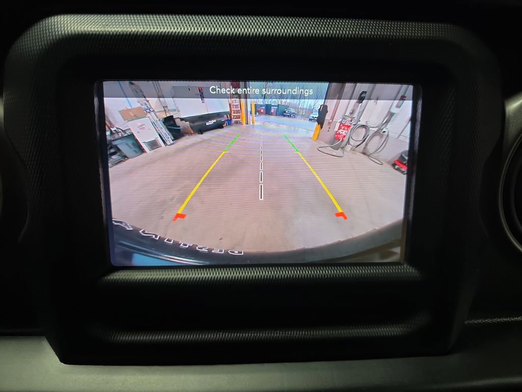 Used 2022 Jeep Wrangler Willys image 24