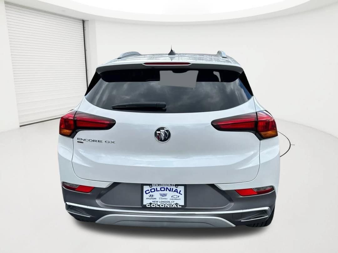 Used 2022 Buick Encore GX Essence w/ Experience Buick Package AWD/4WD image 6
