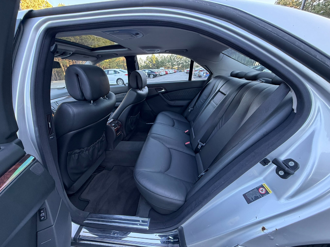 Used 2006 Mercedes-Benz S 500 4MATIC image 11