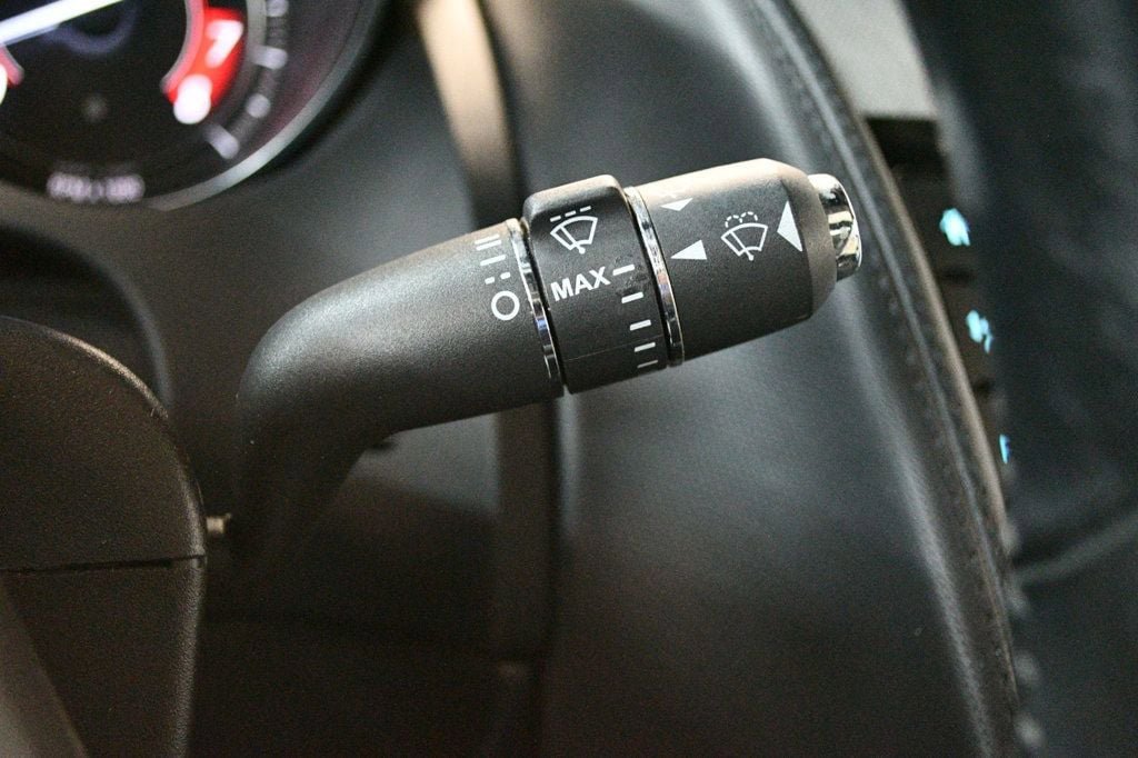 Used 2017 Jaguar F-TYPE Coupe RWD image 50