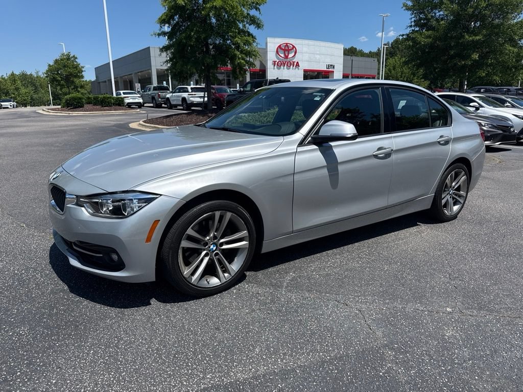 Used 2018 BMW 330i xDrive Sedan AWD/4WD video 1