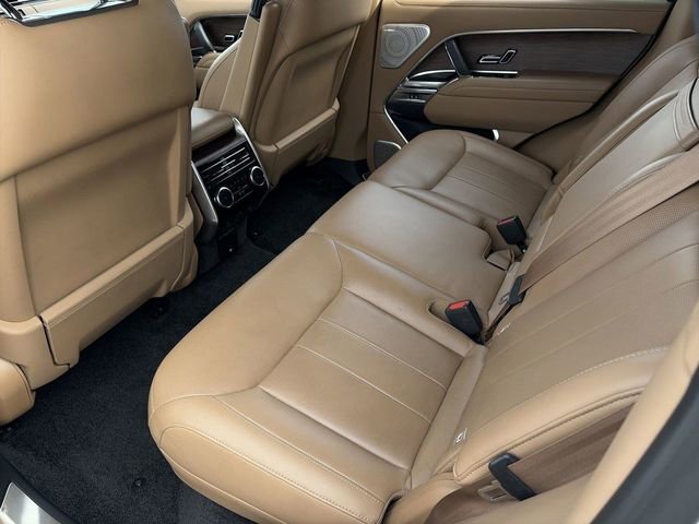 Used 2023 Land Rover Range Rover SE image 17