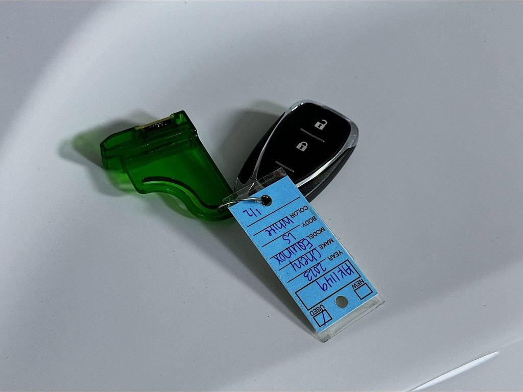 Used 2023 Chevrolet Equinox LS w/ Driver Confidence II Package FWD image 37