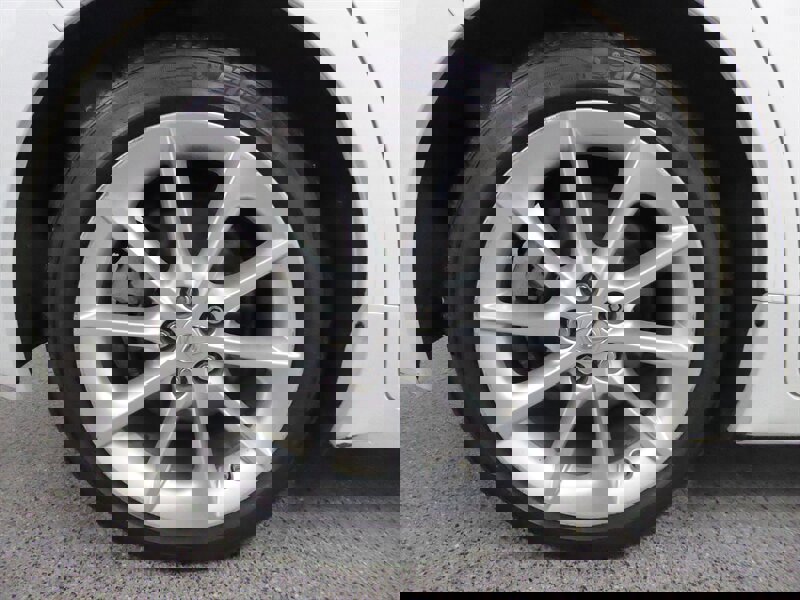 Used 2012 Lexus CT 200h Premium image 31