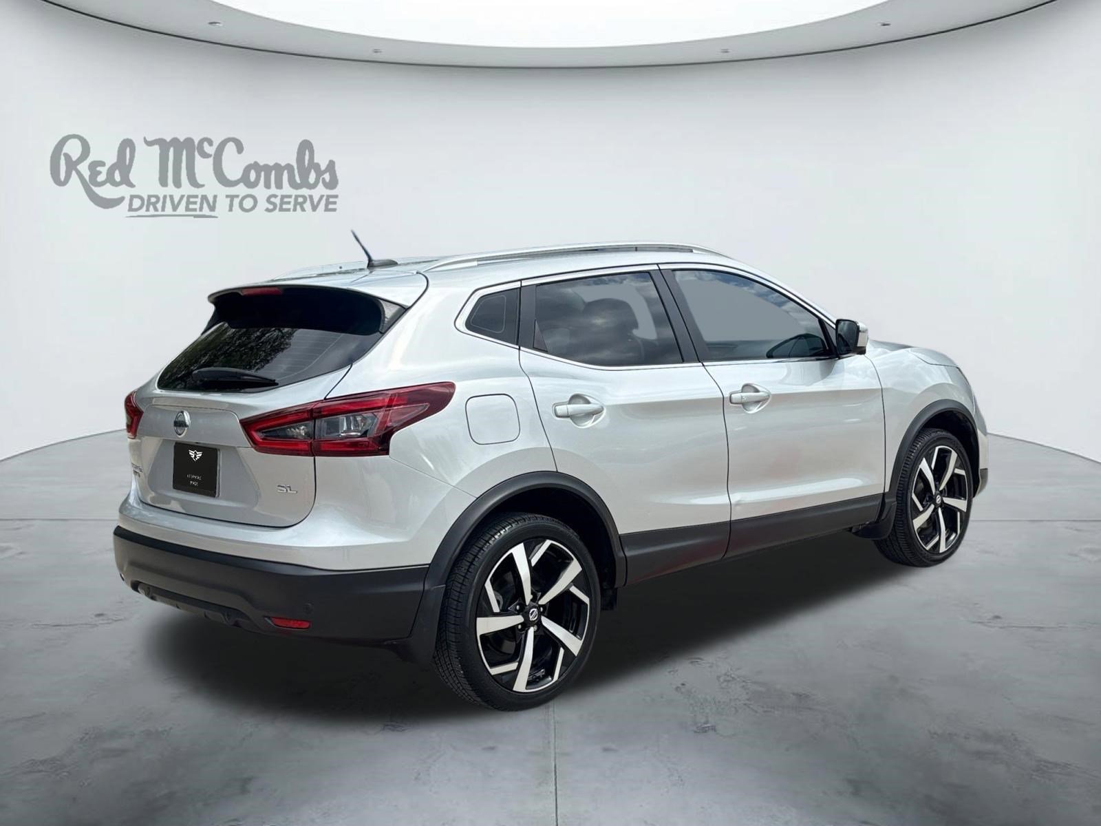 Used 2021 Nissan Rogue Sport SL w/ Premium Package image 5