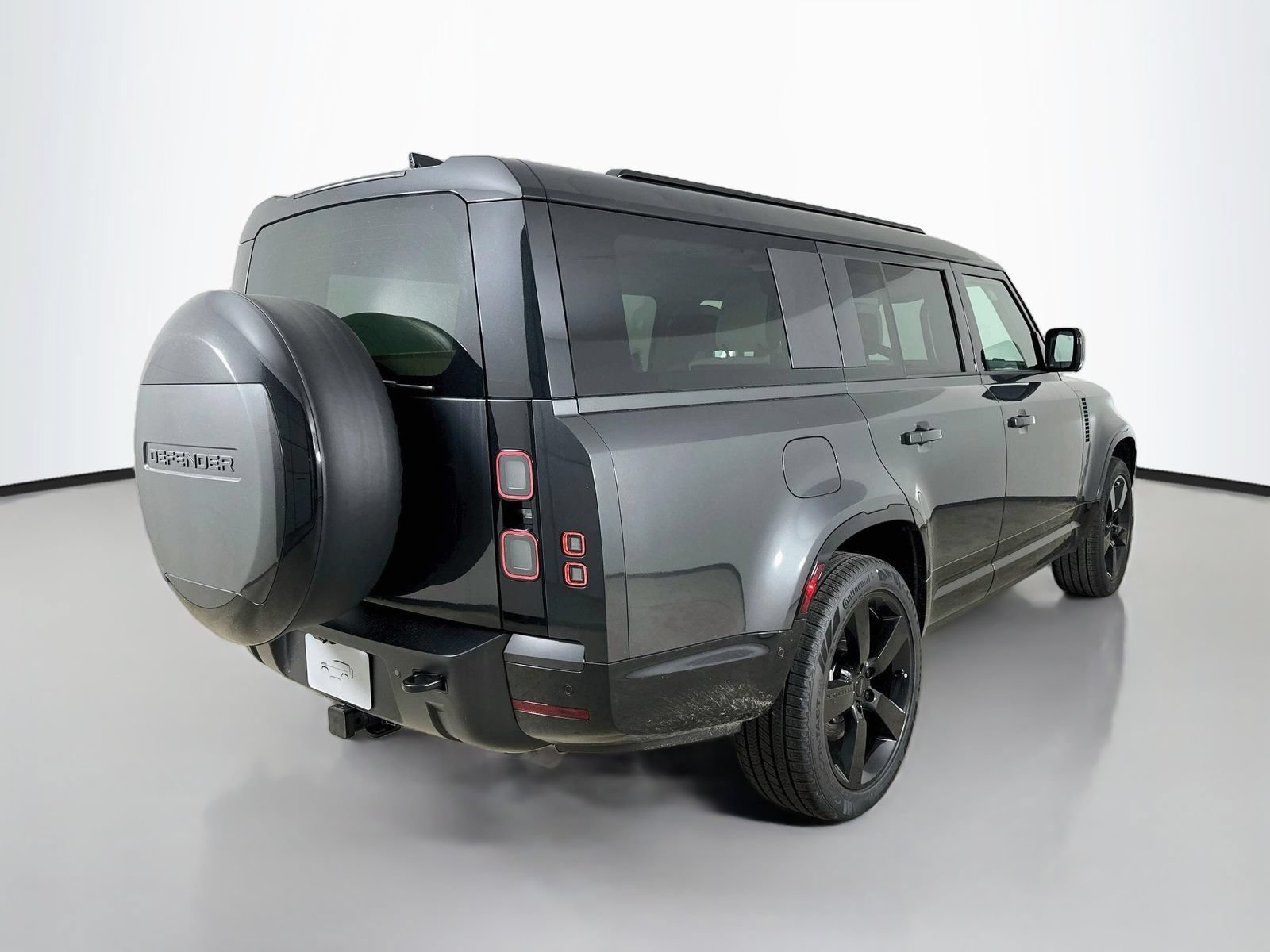 New 2026 Land Rover Defender 130 X-Dynamic SE AWD/4WD image 5