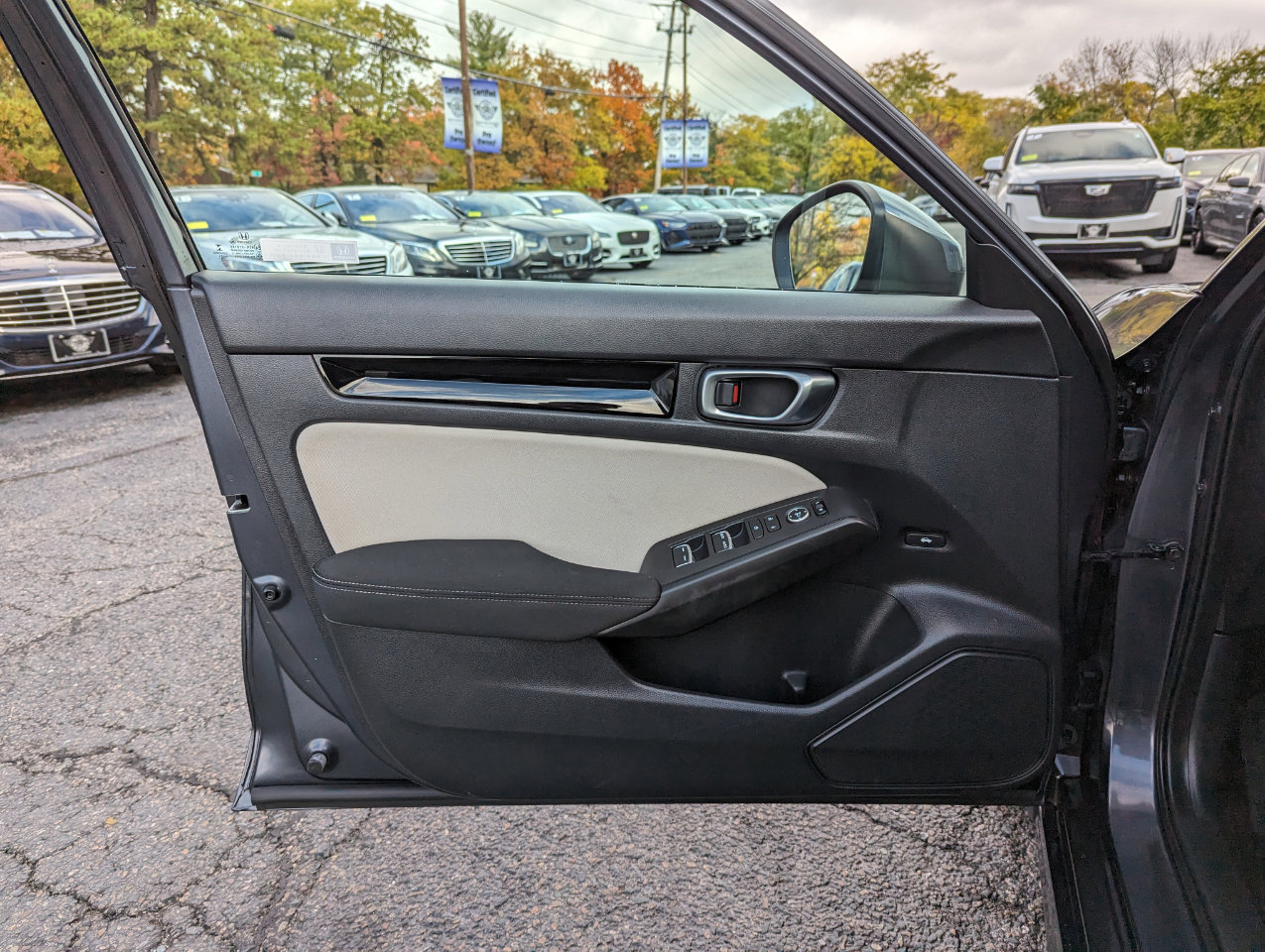 Used 2022 Honda Civic EX image 11