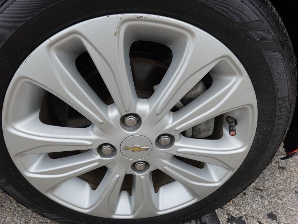 Used 2017 Chevrolet Spark LT FWD image 8