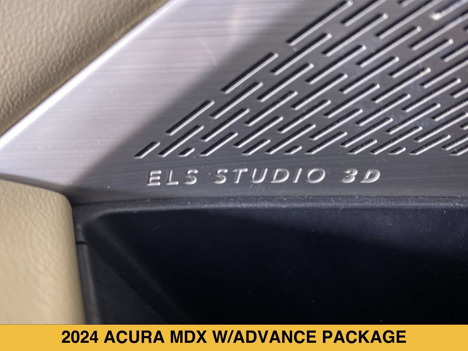 Used 2024 Acura MDX w/ Advance Package AWD/4WD image 14