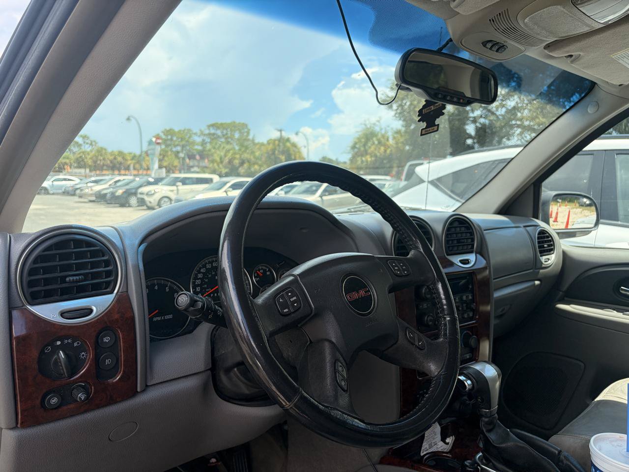Used 2006 GMC Envoy XL SLT w/ SLT Preferred Equipment Group AWD/4WD image 4