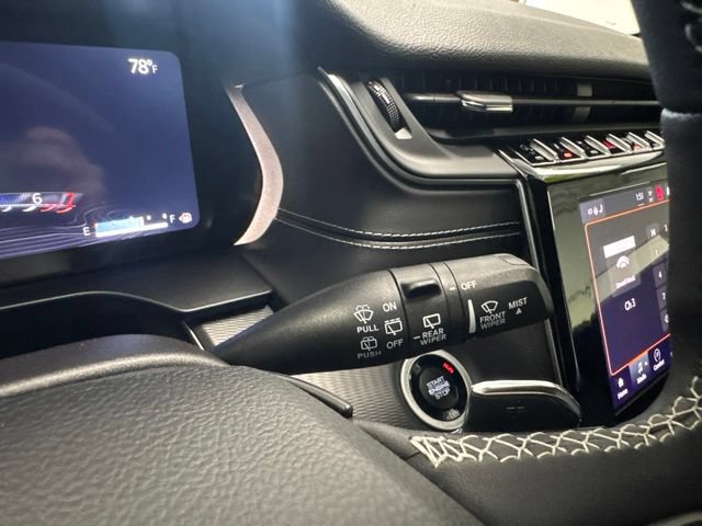 Used 2023 Jeep Grand Cherokee Altitude AWD/4WD image 37