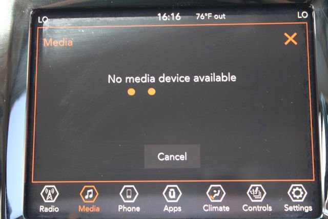 Used 2019 Jeep Cherokee Limited FWD image 24
