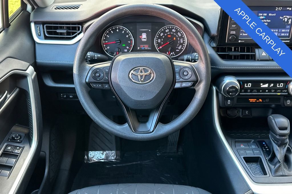 Used 2021 Toyota RAV4 XLE w/ Carpet Mat Package (TMS) image 16