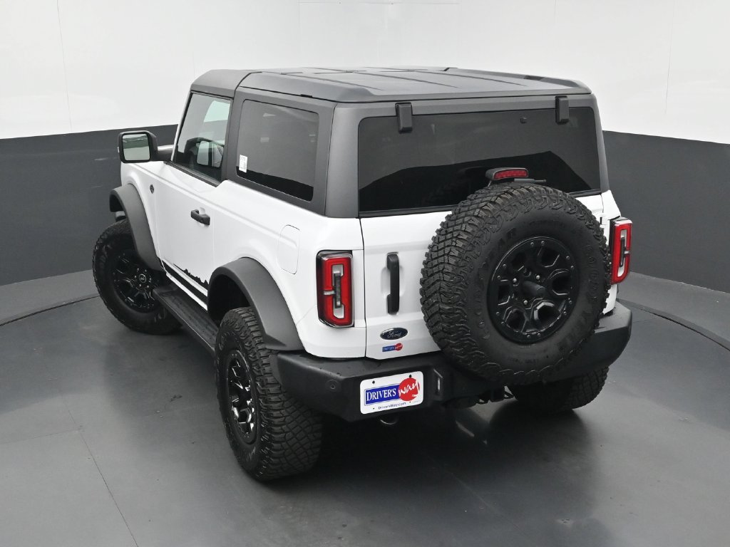 Used 2022 Ford Bronco Wildtrak AWD/4WD image 32