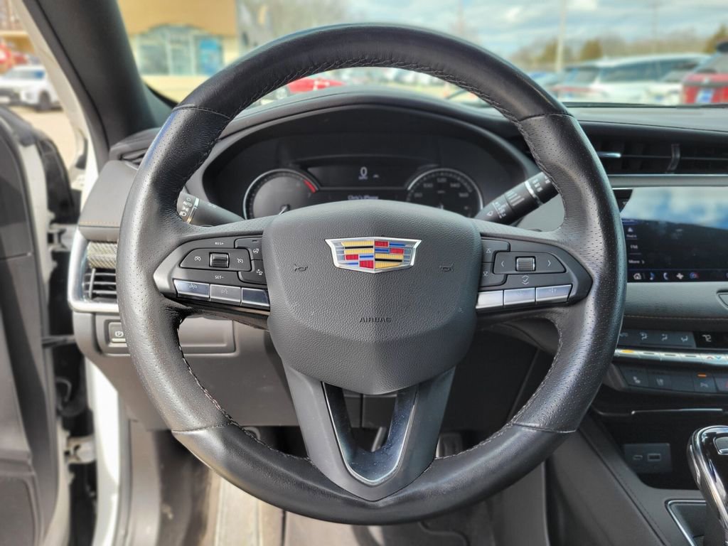Used 2023 Cadillac XT4 Sport image 24