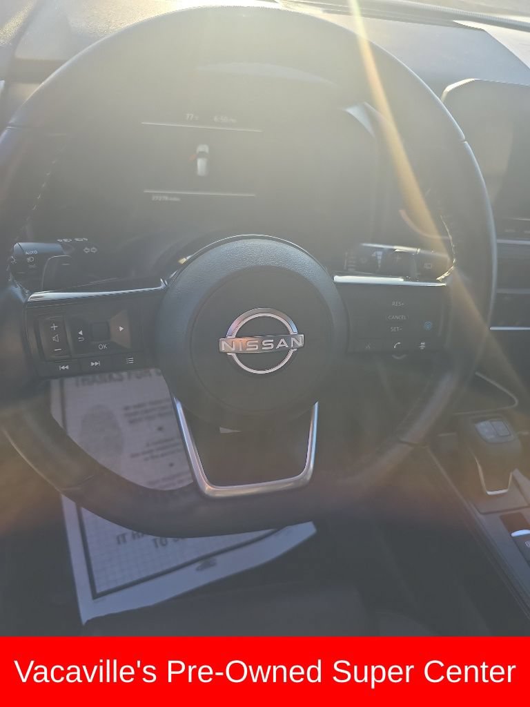 Used 2023 Nissan Rogue Platinum w/ Platinum Premium Package AWD/4WD image 10