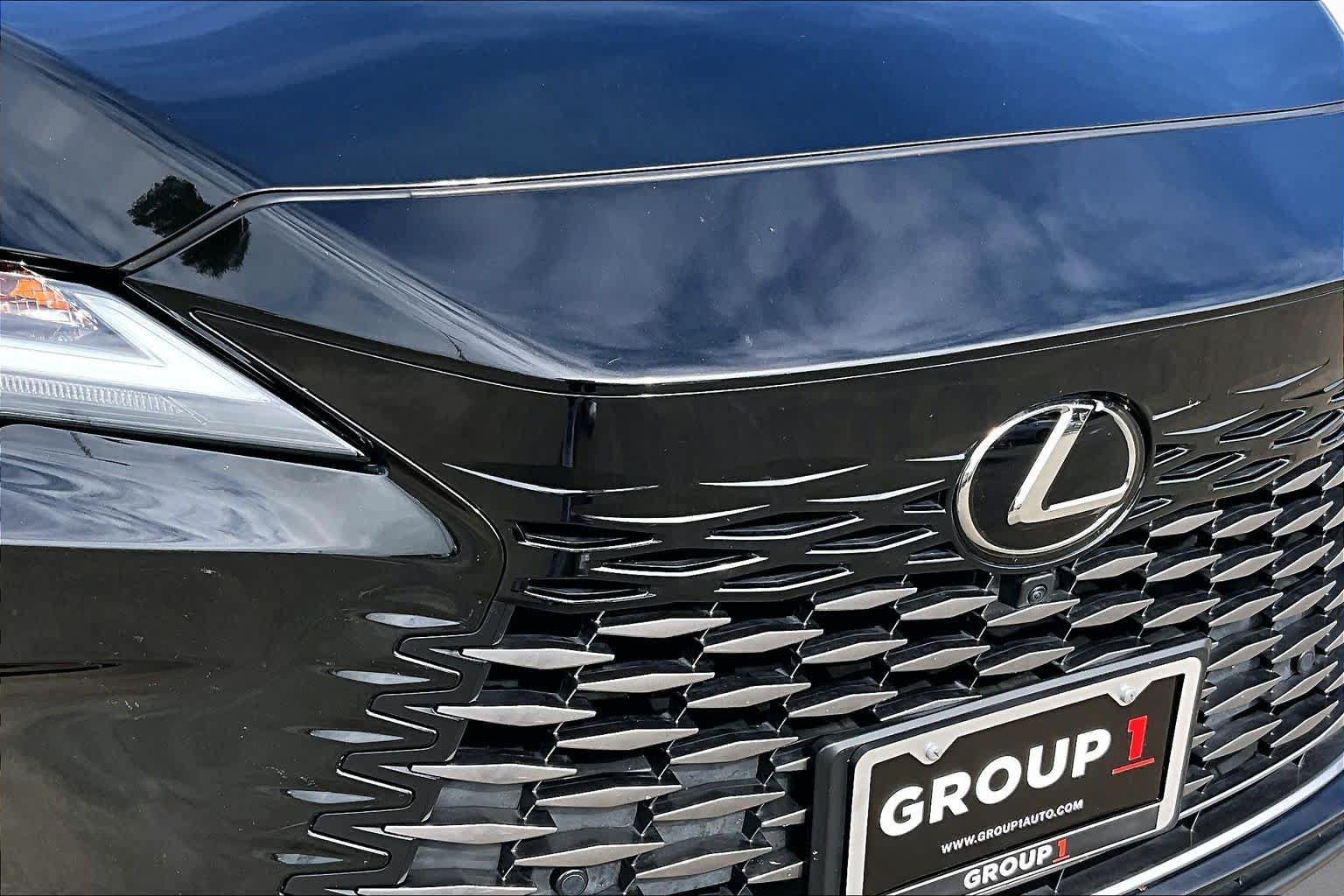 Used 2024 Lexus RX 350 Premium Plus w/ Convenience Package FWD image 27