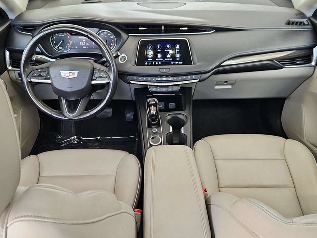 Used 2022 Cadillac XT4 Premium Luxury w/ Enhanced Visibility Package FWD image 24