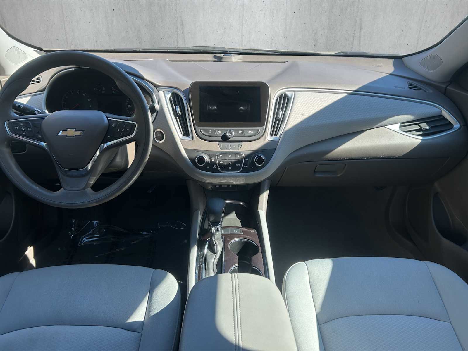 Used 2024 Chevrolet Malibu LT image 14
